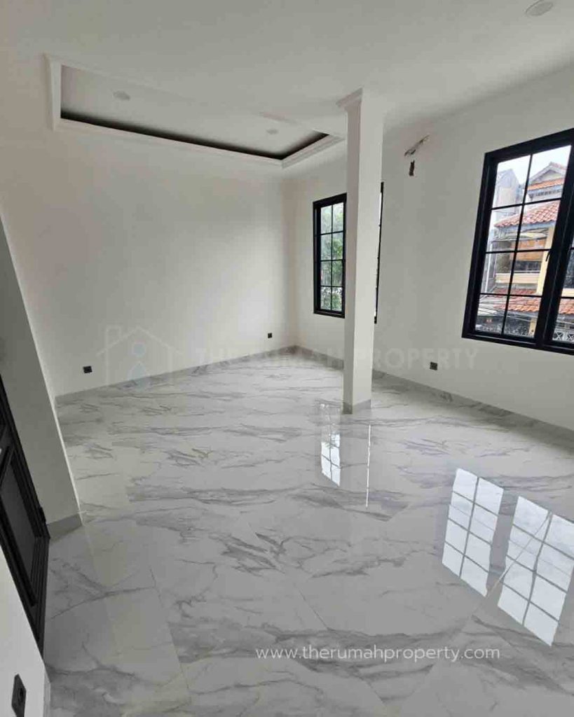 Jual-Rumah-Baru-3-Lantai-American-Classic-Veteran-Jakarta-Selatan-Dekat-ke-Tol-Veteran-6-1