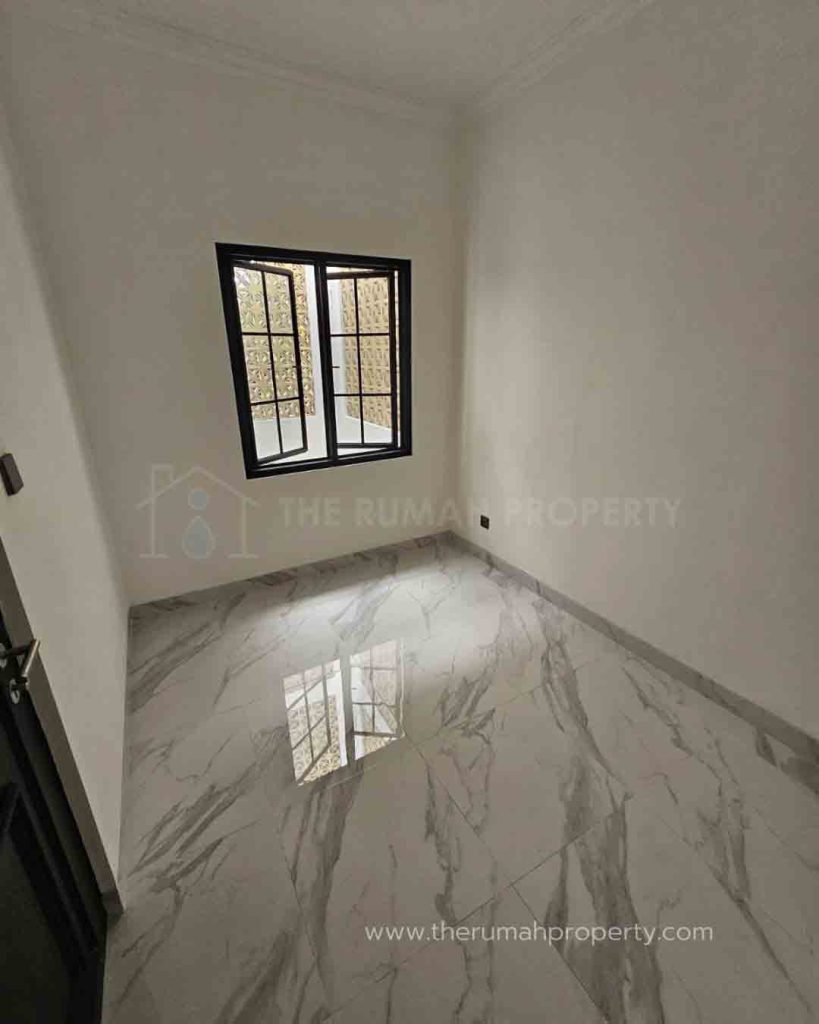 Jual-Rumah-Baru-3-Lantai-American-Classic-Veteran-Jakarta-Selatan-Dekat-ke-Tol-Veteran-7-1