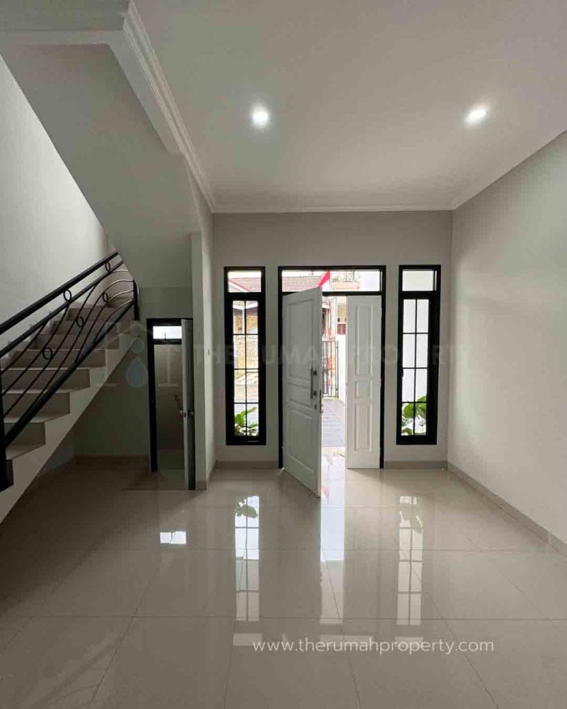 Jual-Rumah-Baru-Cinere-Dalam-Komplek-2-Lantai-3-Kamar-3