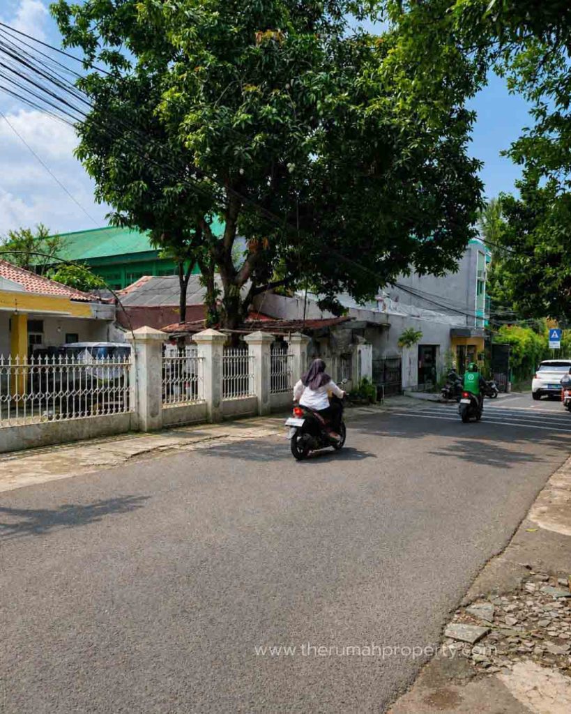 Jual-Rumah-Hitung-Tanah-Kebagusan-Jakarta-Selatan-Cocok-Untuk-Usaha-3