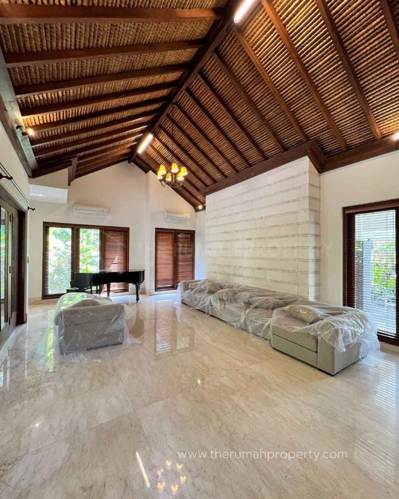 Jual-Rumah-Mewah-di-Cipete-Jakarta-Selatan-Ada-Kolam-Renang-4