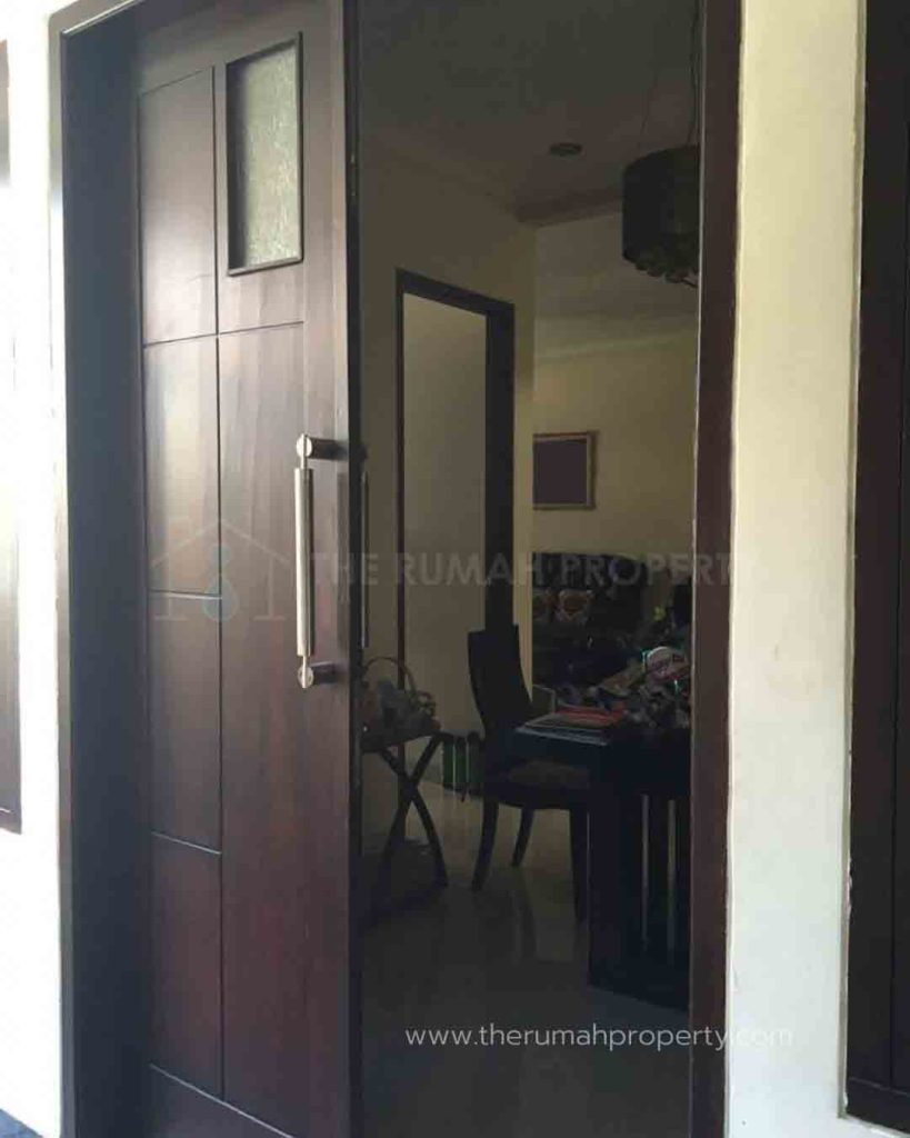 Jual-Rumah-Pejaten-Barat-Hadap-Timur-Posisi-Hook-3
