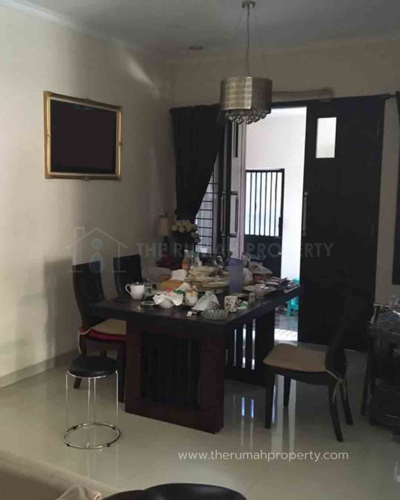 Jual-Rumah-Pejaten-Barat-Hadap-Timur-Posisi-Hook-5