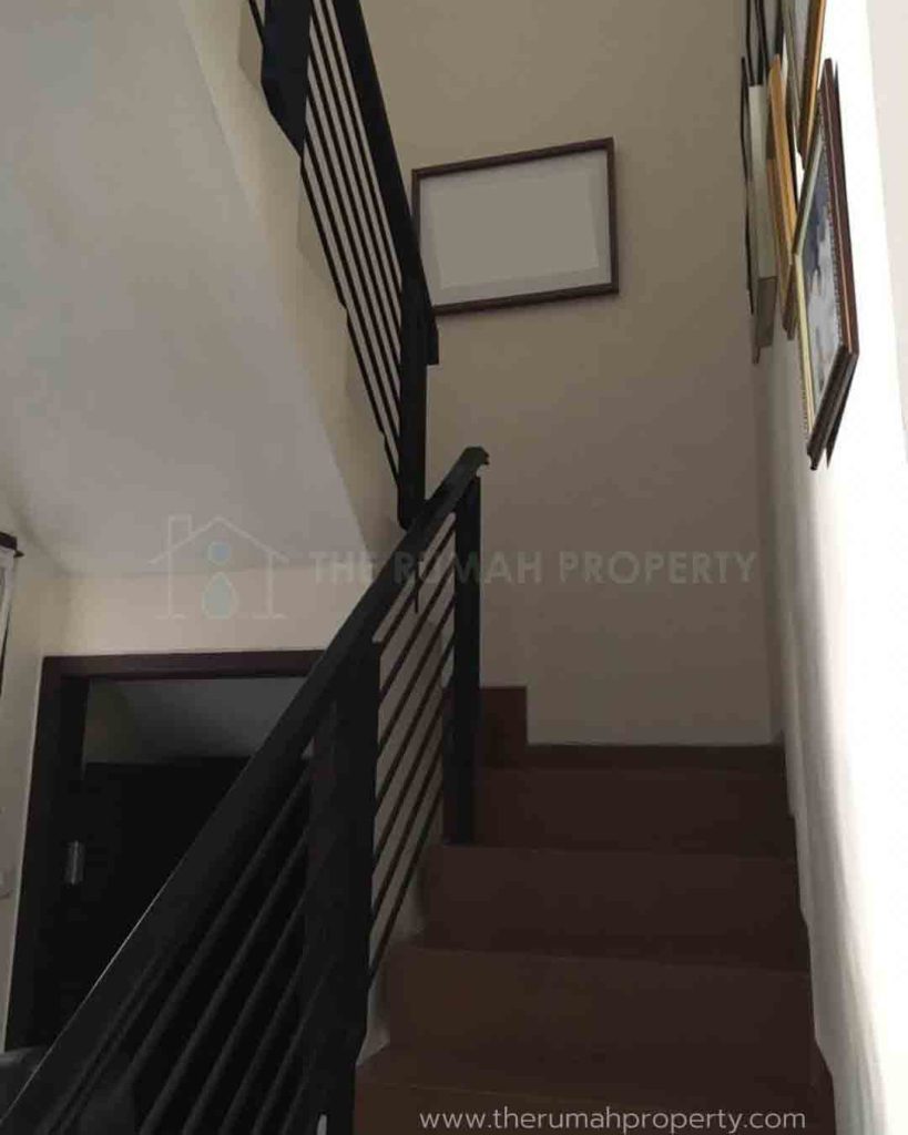 Jual-Rumah-Pejaten-Barat-Hadap-Timur-Posisi-Hook-9