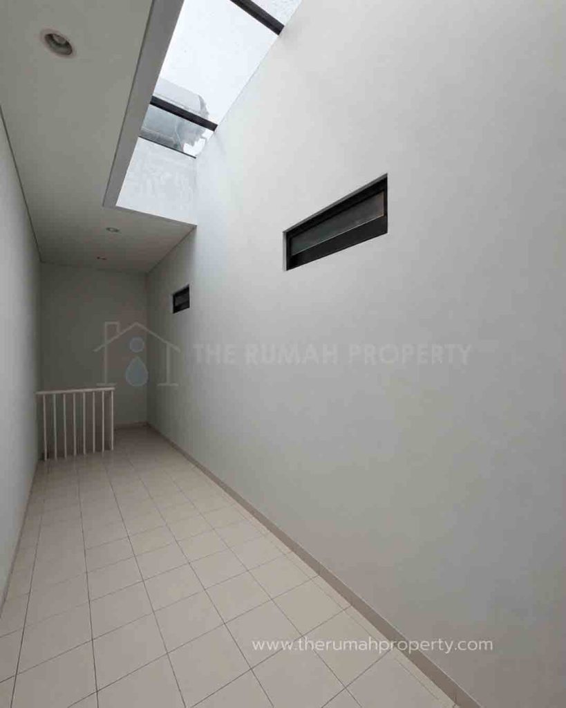 Jual-Rumah-Serenia-Hills-Cluster-Quantum-Fully-Furnished-8