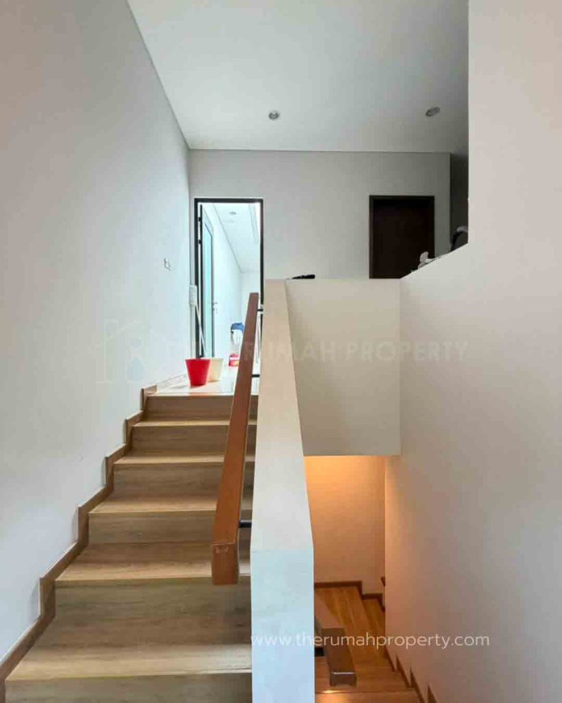 Jual-Rumah-Serenia-Hills-Cluster-Quantum-Fully-Furnished-9