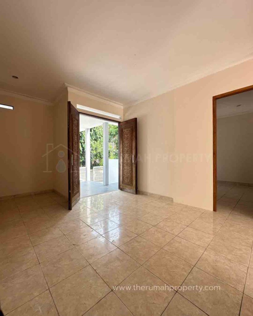 Rumah-2-Lantai-Minimalis-Dalam-Komplek-Cirendeu-Tangsel-5