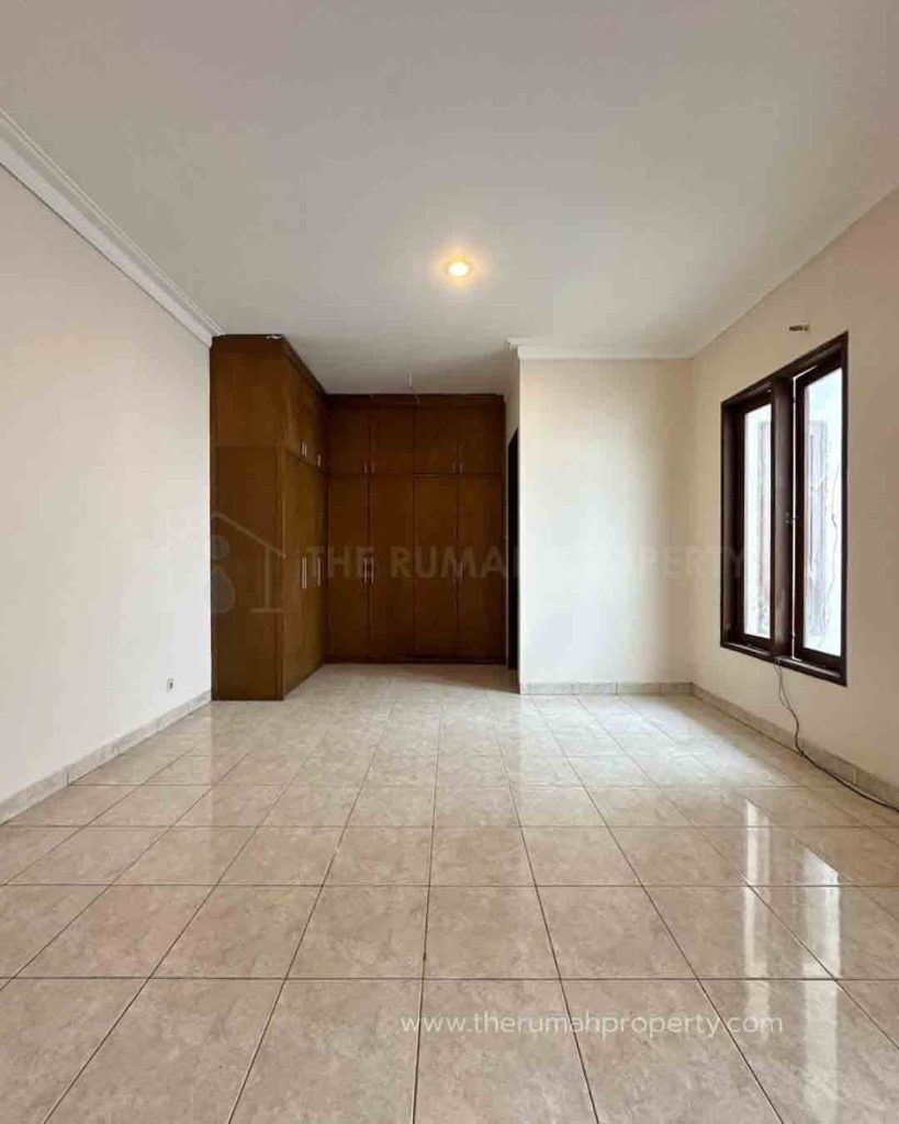 Rumah-2-Lantai-Minimalis-Dalam-Komplek-Cirendeu-Tangsel-9