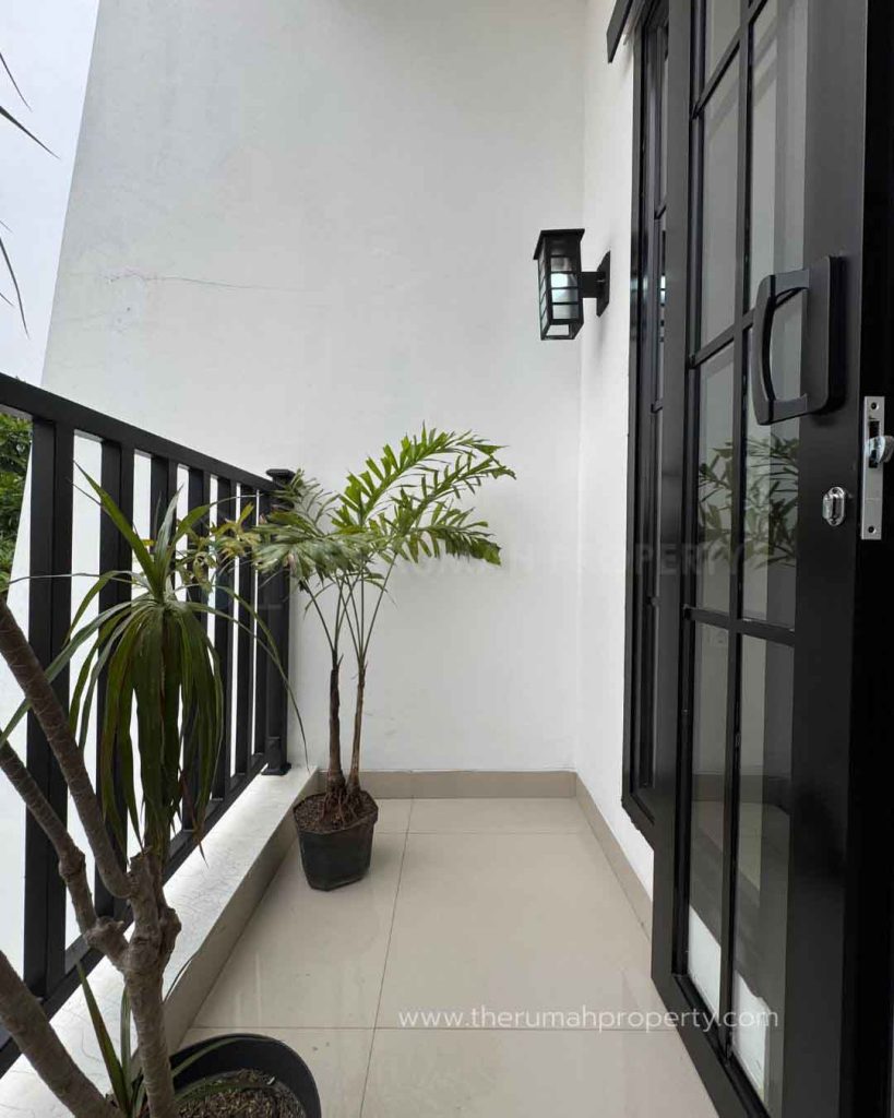 Rumah-Baru-Cinere-Depok-Akses-Jalan-2-Mobil-11