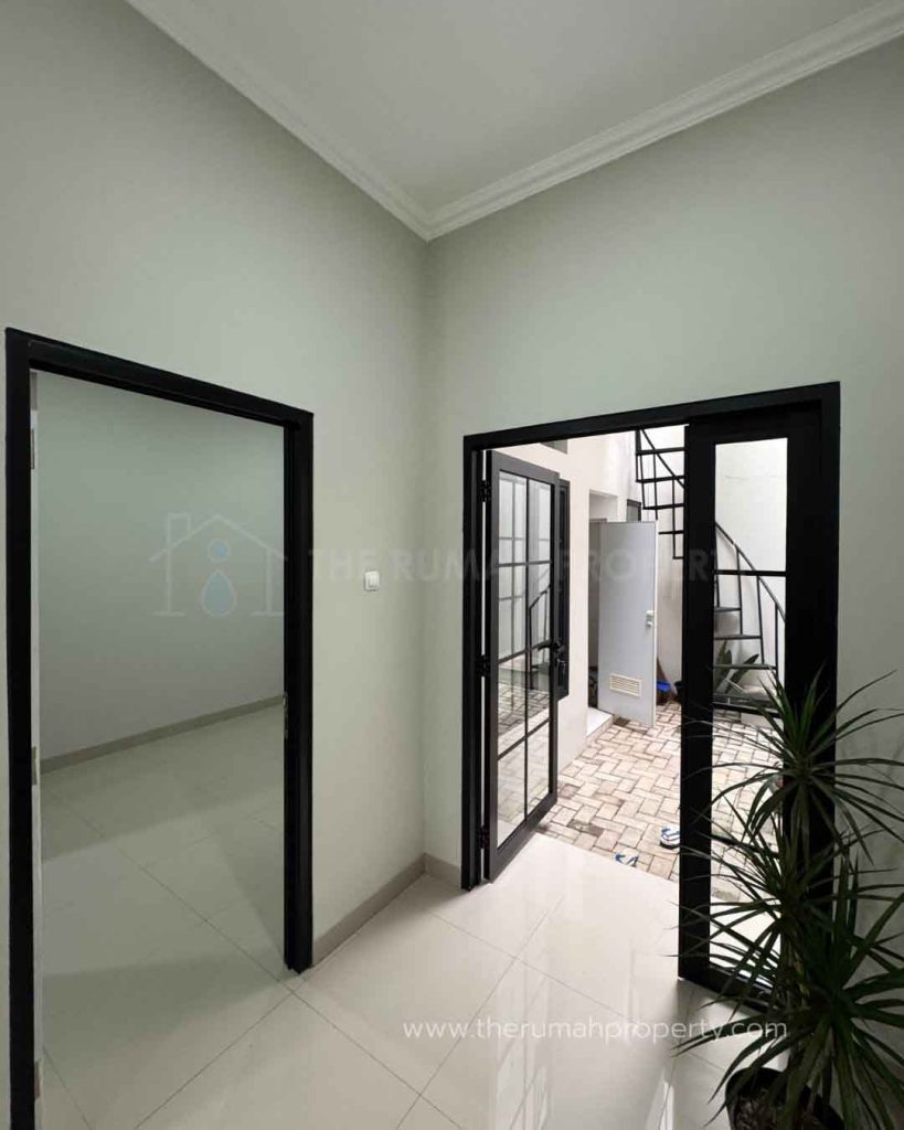 Rumah-Baru-Cinere-Depok-Akses-Jalan-2-Mobil-4