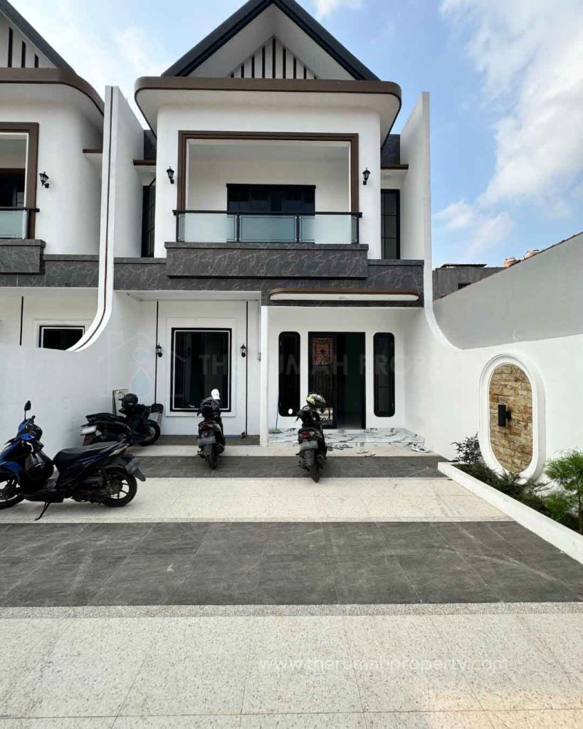 Rumah-Baru-Dijual-di-Jagakarsa-Jaksel-2-Lantai-3-Kamar-2