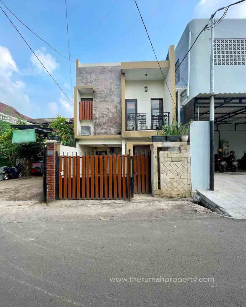 Rumah-Cantik-Dalam-Komplek-di-Veteran-Bintaro-Jakarta-Selatan-Dekat-Tol-1