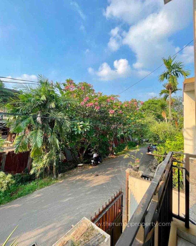 Rumah-Cantik-Dalam-Komplek-di-Veteran-Bintaro-Jakarta-Selatan-Dekat-Tol-2
