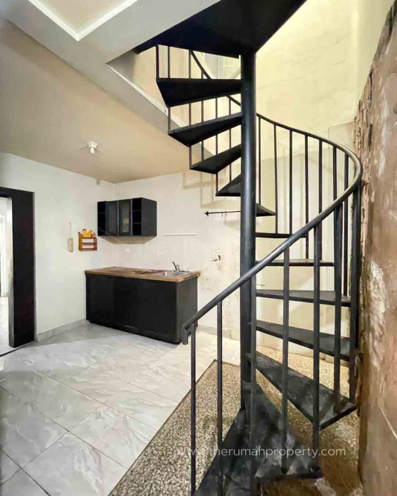 Rumah-Cantik-Dalam-Komplek-di-Veteran-Bintaro-Jakarta-Selatan-Dekat-Tol-7