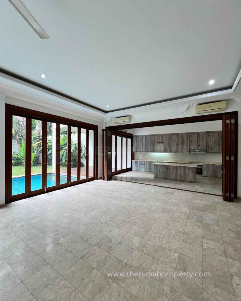 Rumah-Cluster-Kemang-Lay-Out-Lapang-Private-Pool-Halaman-Luas-Dekat-ke-Kemang-Raya-6