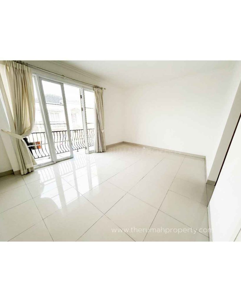 Rumah-Dalam-Townhouse-Kahfi-Cipedak-Jagakarsa-Jaksel-5