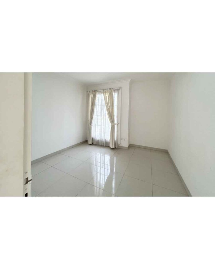 Rumah-Dalam-Townhouse-Kahfi-Cipedak-Jagakarsa-Jaksel-7