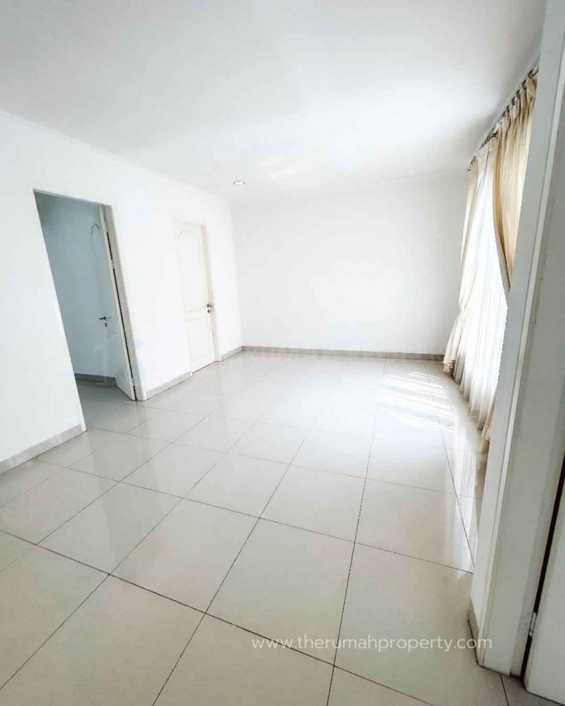 Rumah-Dalam-Townhouse-Kahfi-Cipedak-Jagakarsa-Jaksel-8