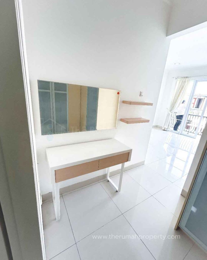 Rumah-Dalam-Townhouse-Kahfi-Cipedak-Jagakarsa-Jaksel-9
