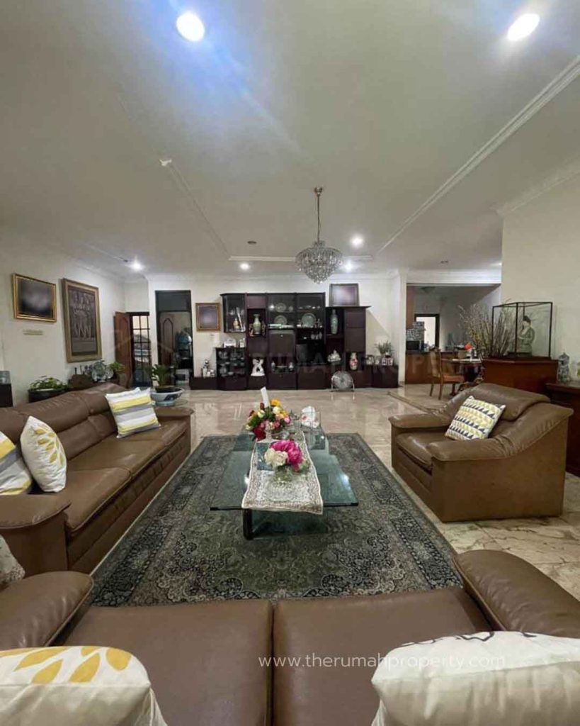 Rumah-Denpasar-Raya-Mega-Kuningan-Jaksel-Lokasi-Premium-Harga-Murah-2