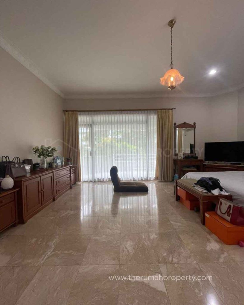 Rumah-Denpasar-Raya-Mega-Kuningan-Jaksel-Lokasi-Premium-Harga-Murah-7