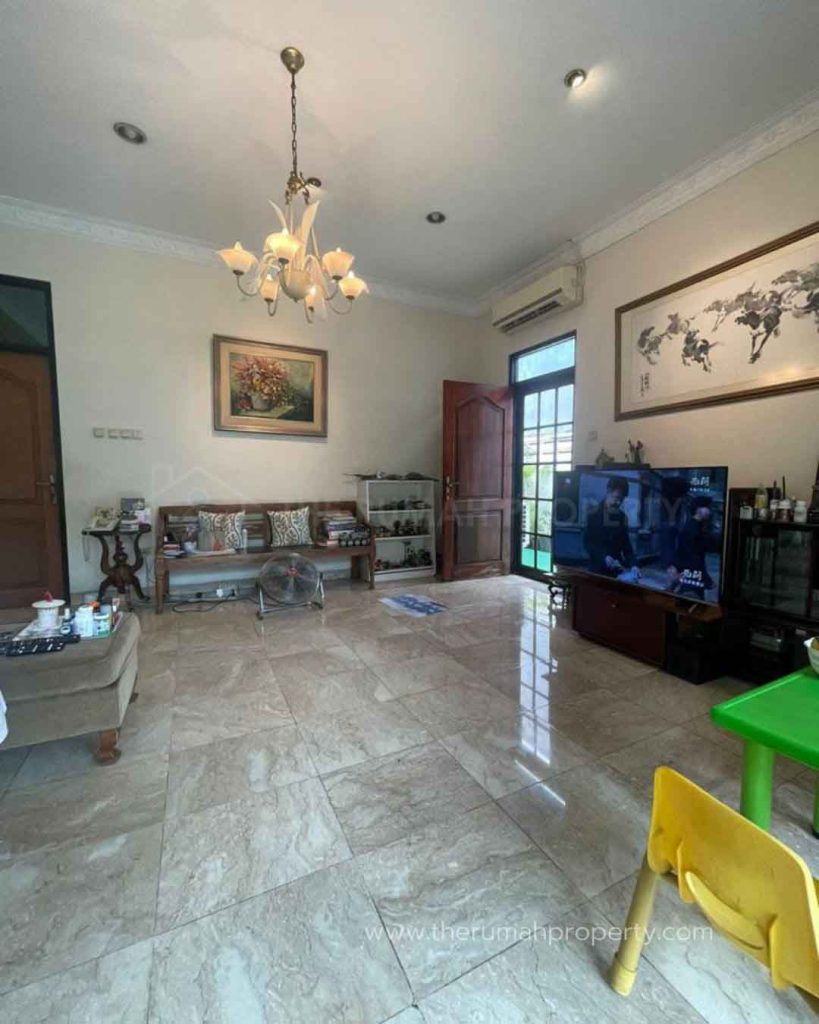Rumah-Denpasar-Raya-Mega-Kuningan-Jaksel-Lokasi-Premium-Harga-Murah-9