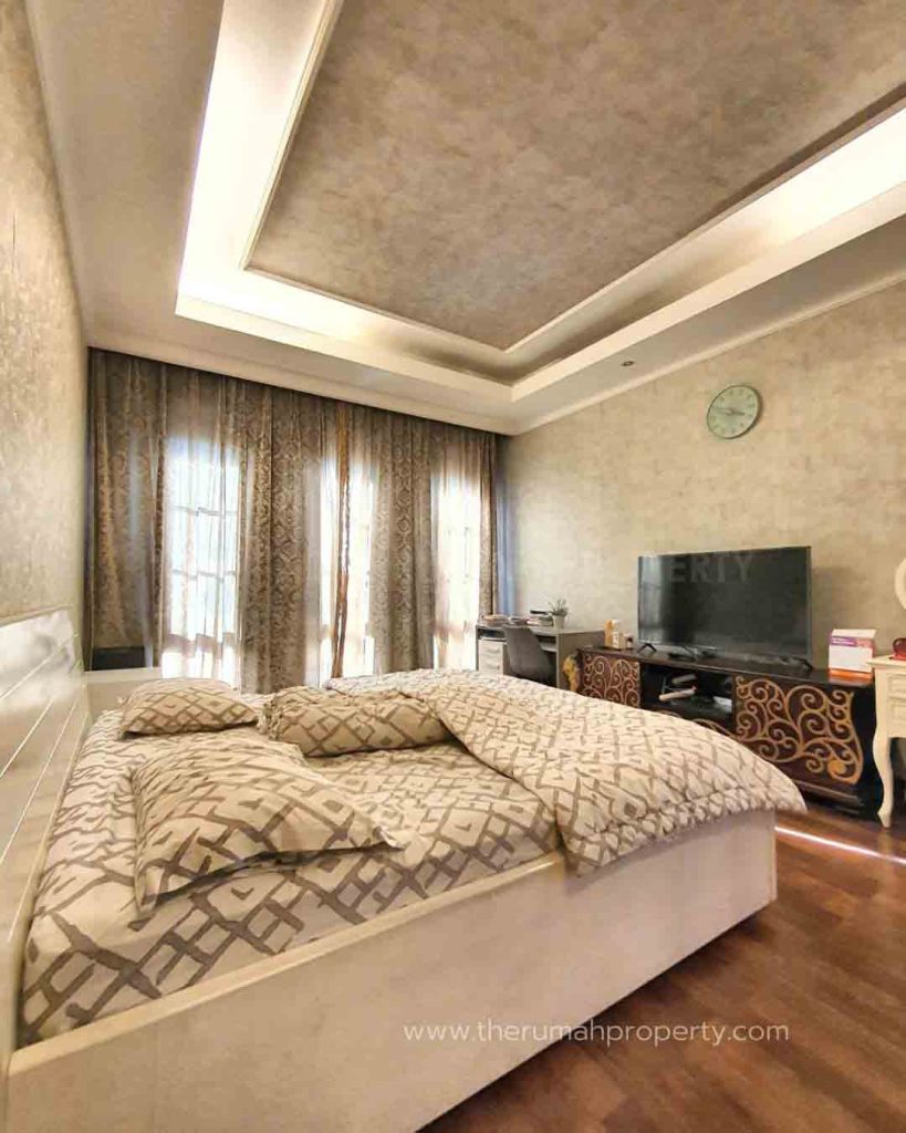 Rumah-Dijual-Dalam-Cluster-Duren-Tiga-Jaksel-Unit-Semi-Furnished-9