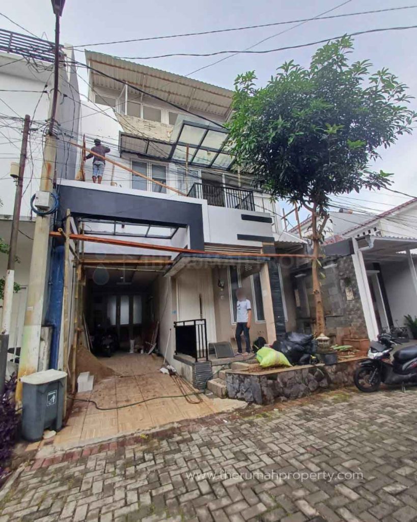 Rumah-Dijual-Dalam-Cluster-Jagakarsa-Jaksel-Full-Renovasi-1