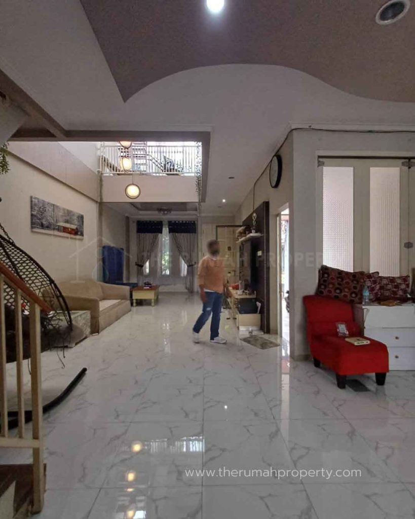 Rumah-Dijual-Dalam-Cluster-Jagakarsa-Jaksel-Full-Renovasi-2