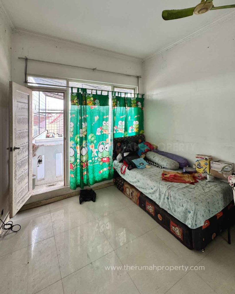Rumah-Dijual-Dalam-Cluster-Pulogebang-Jaktim-Unit-Sudah-Renovasi-11