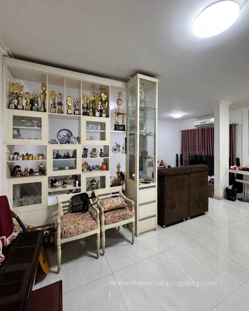 Rumah-Dijual-Dalam-Cluster-Pulogebang-Jaktim-Unit-Sudah-Renovasi-6