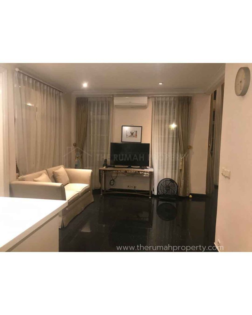 Rumah-Dijual-Dalam-Perumahan-di-Lebak-Bulus-Jaksel-Jalan-Lebar-Posisi-Hook-3
