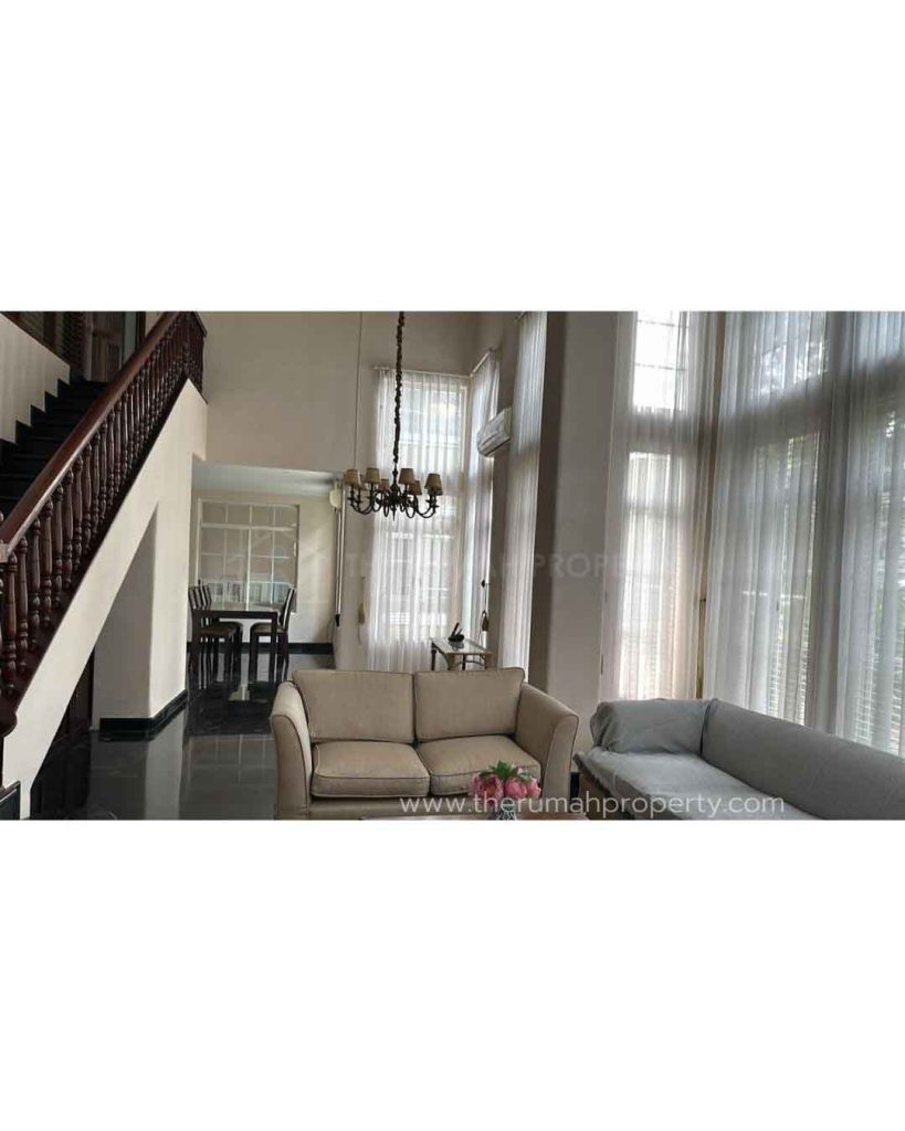 Rumah-Dijual-Dalam-Perumahan-di-Lebak-Bulus-Jaksel-Jalan-Lebar-Posisi-Hook-6