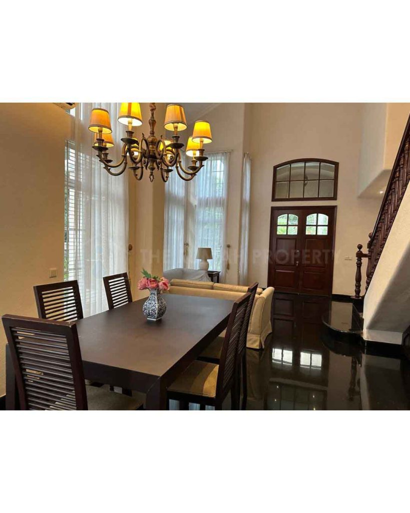 Rumah-Dijual-Dalam-Perumahan-di-Lebak-Bulus-Jaksel-Jalan-Lebar-Posisi-Hook-7