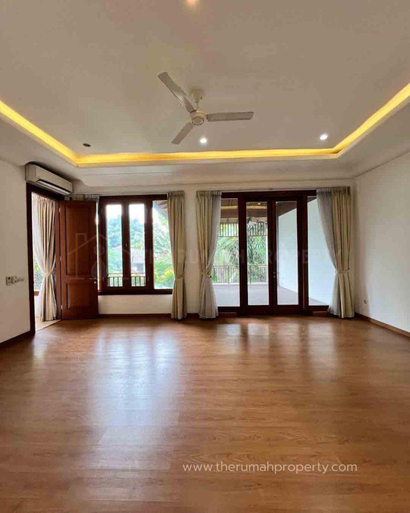 Rumah-Dijual-Kemang-Spacious-Luxury-Ada-Kolam-Renangnya-Dalam-Cluster-Exclusive-10