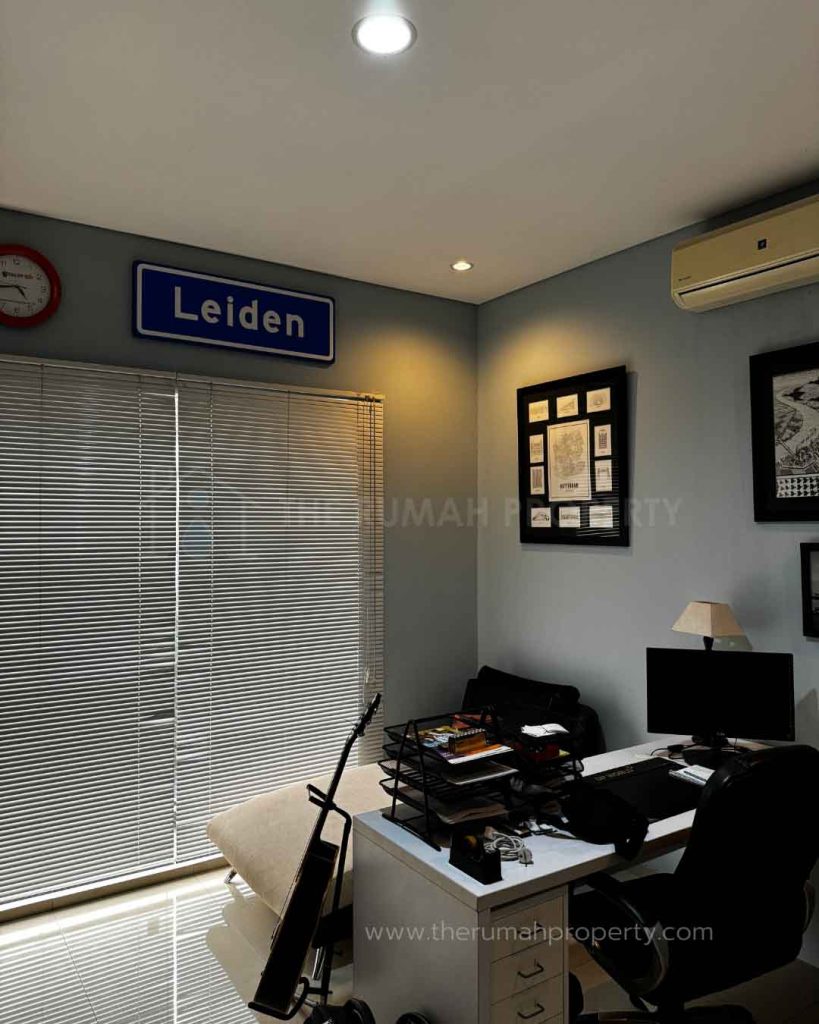 Rumah-Dijual-di-Casa-23-Lebak-Bulus-Unit-Siap-Huni-Private-Pool-11