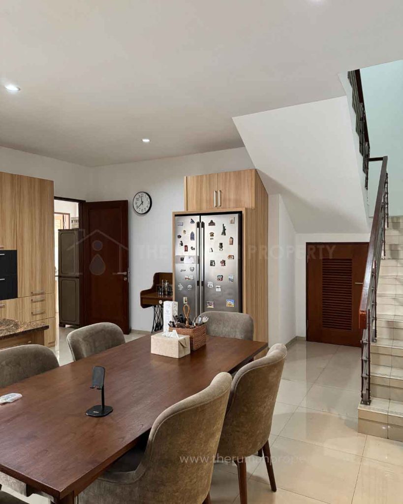 Rumah-Dijual-di-Casa-23-Lebak-Bulus-Unit-Siap-Huni-Private-Pool-5