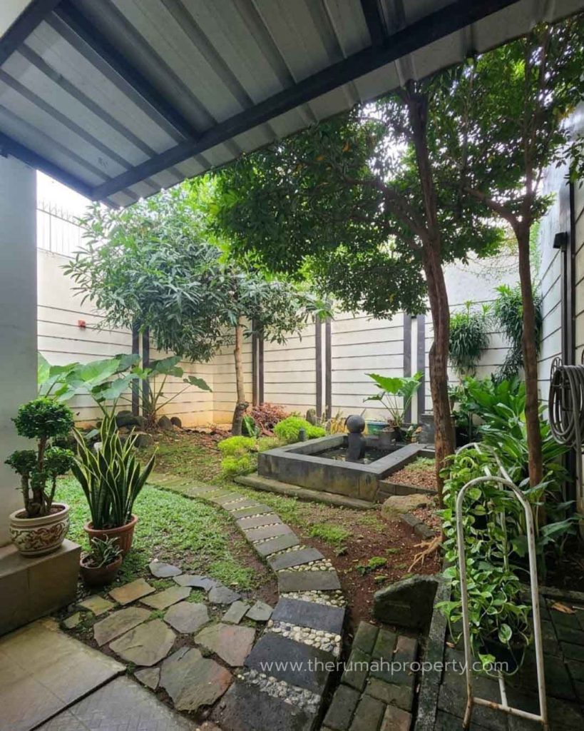 Rumah-Dijual-di-Kalibata-Pancoran-Jakarta-Selatan-2-Lantai-4-kamar-2