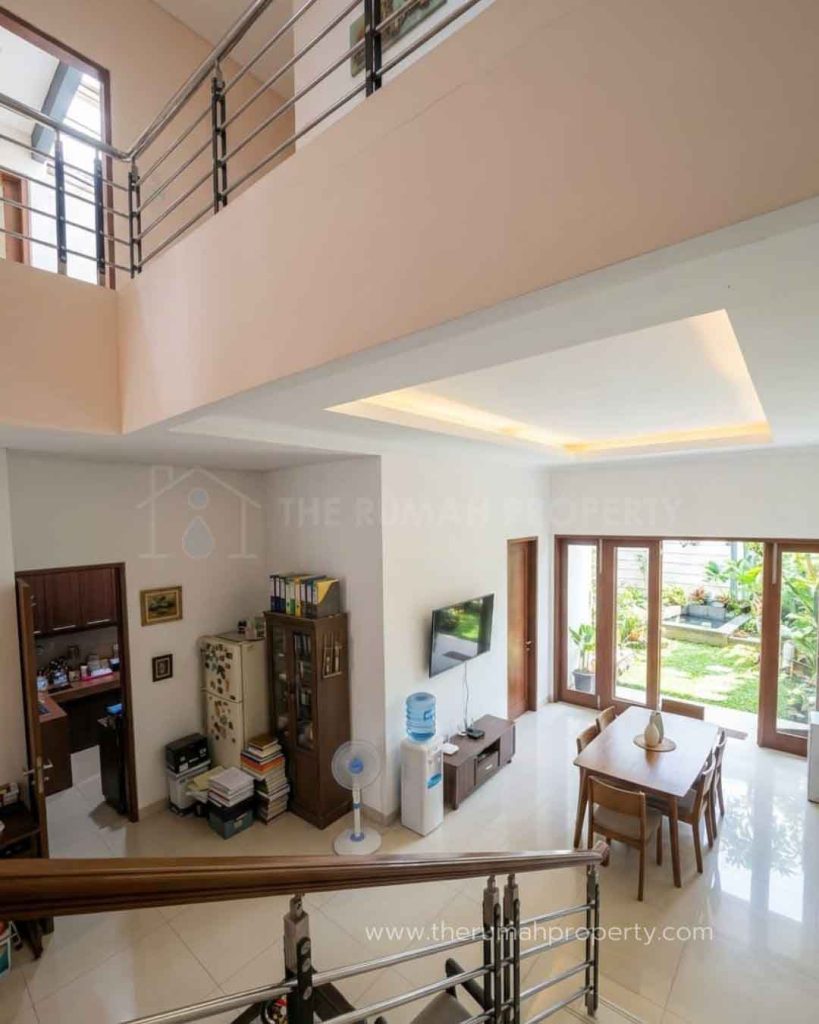 Rumah-Dijual-di-Kalibata-Pancoran-Jakarta-Selatan-2-Lantai-4-kamar-5