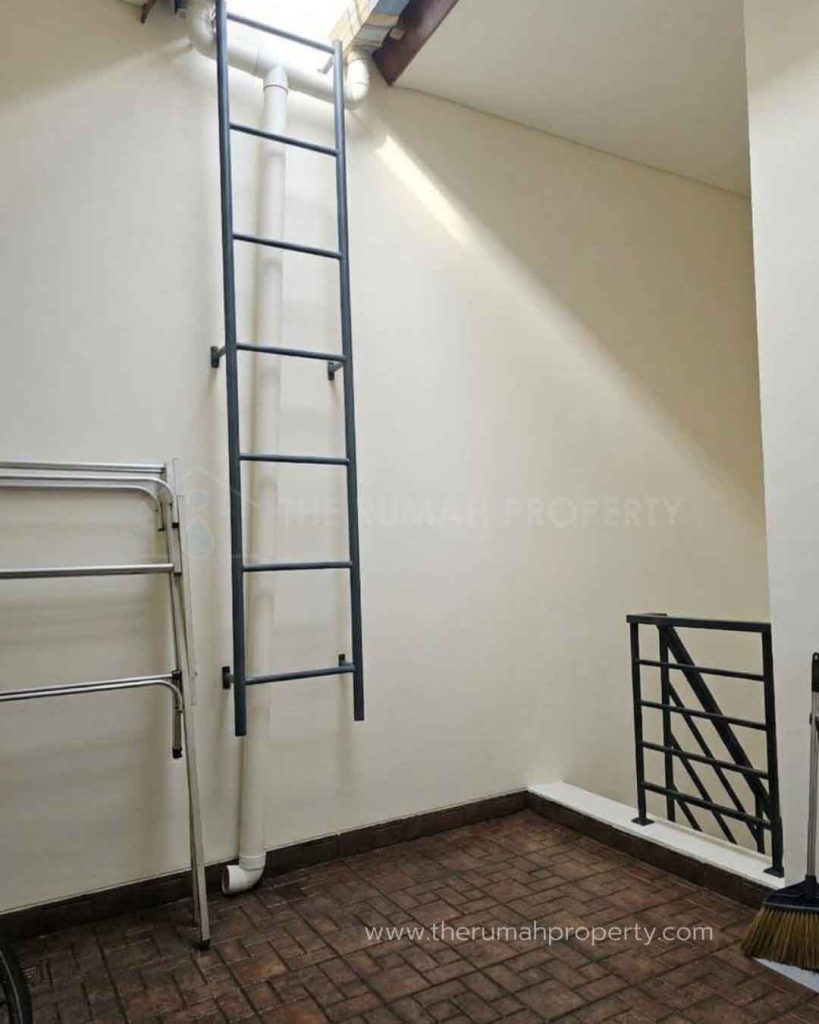 Rumah-Dijual-di-Kalibata-Pancoran-Jakarta-Selatan-2-Lantai-4-kamar-7