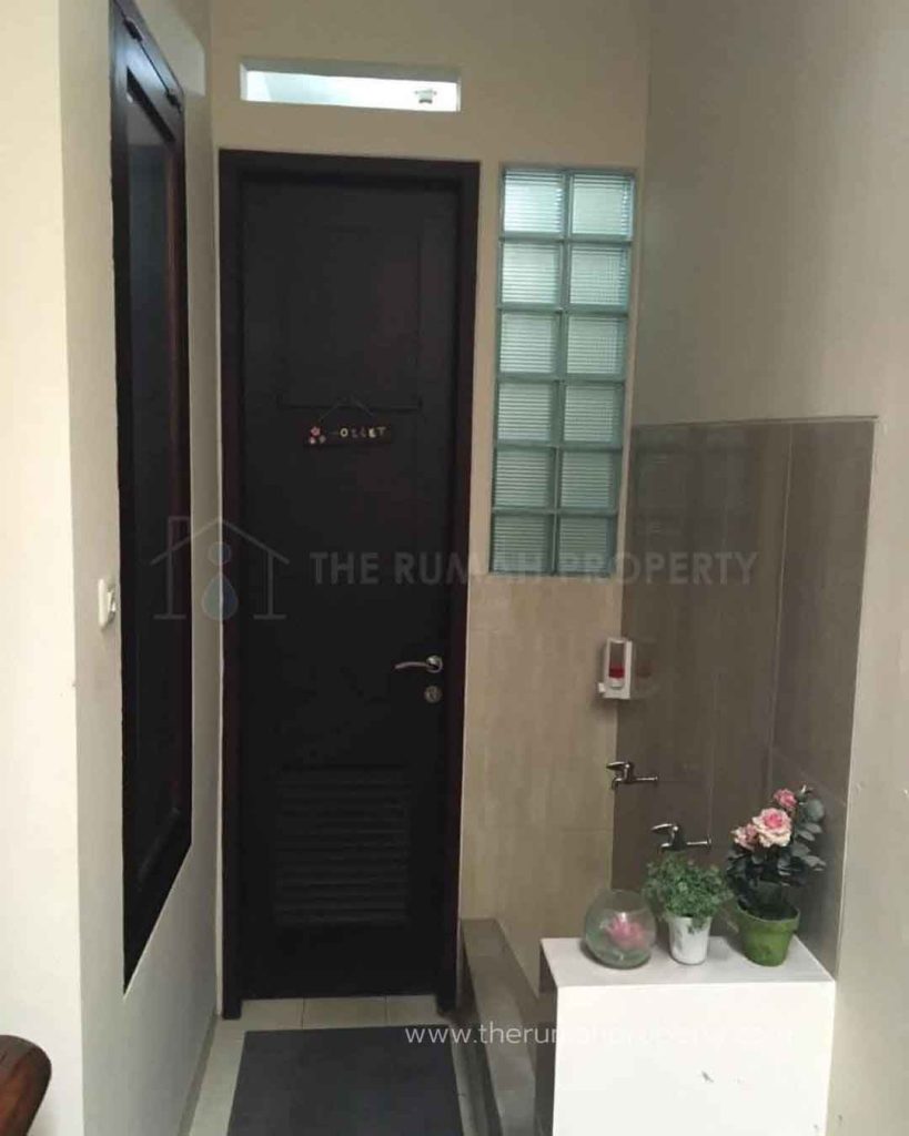 Rumah-Hook-2-Lantai-Pejaten-Barat-Jaksel-10