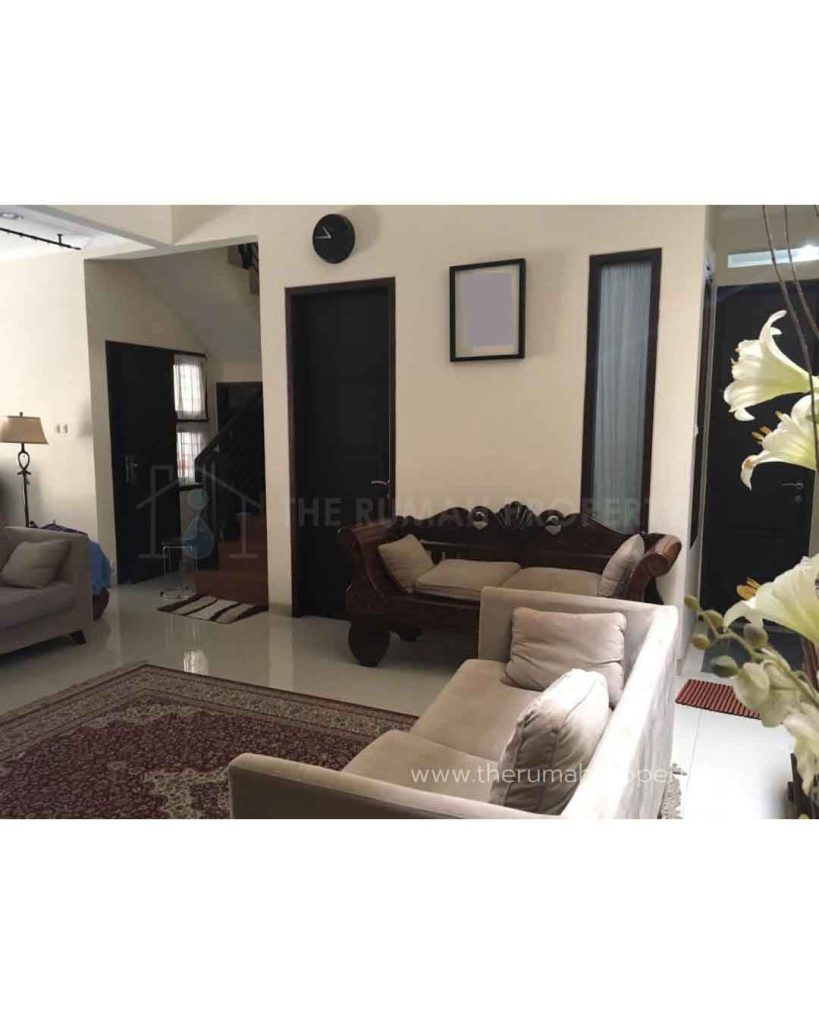 Rumah-Hook-2-Lantai-Pejaten-Barat-Jaksel-6