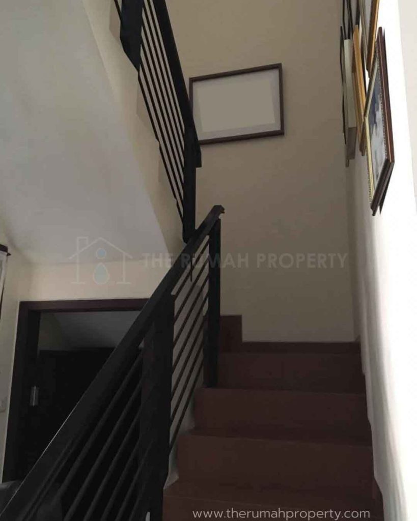Rumah-Hook-2-Lantai-Pejaten-Barat-Jaksel-9