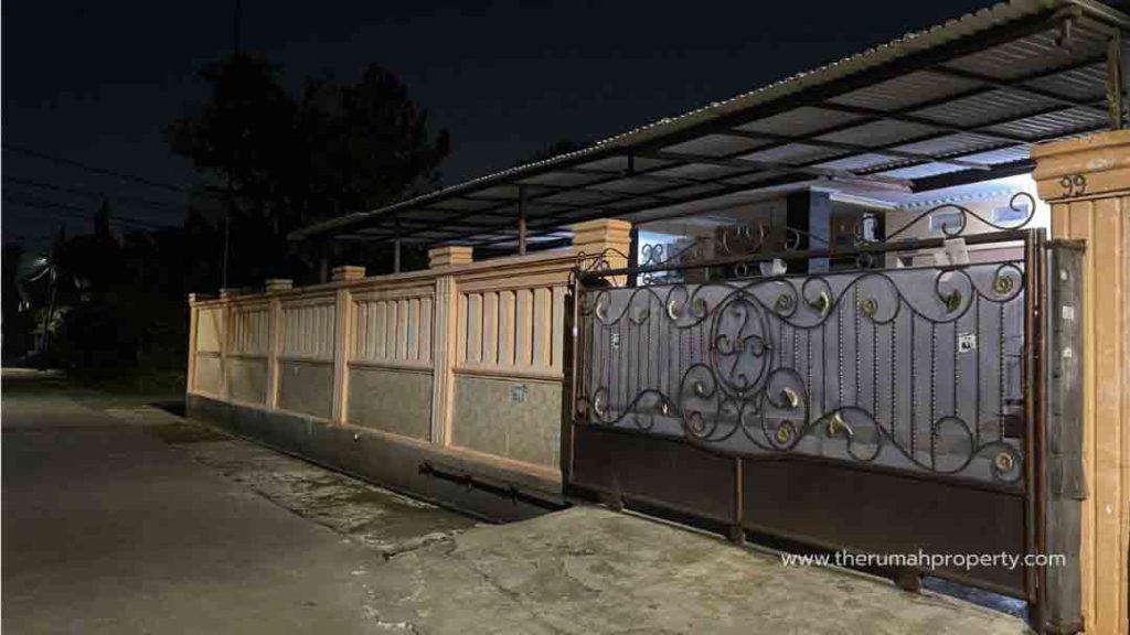 Rumah-Hook-Dijual-di-Petukangan-Jakarta-Selatan-Unit-Siap-Huni-2
