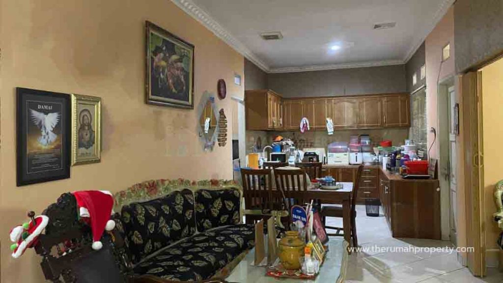 Rumah-Hook-Dijual-di-Petukangan-Jakarta-Selatan-Unit-Siap-Huni-7