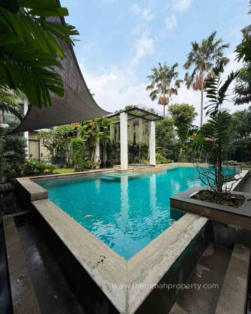 Rumah-Hook-Modern-Tropis-Kebayoran-Baru-High-Spec-Posisi-Hook-3