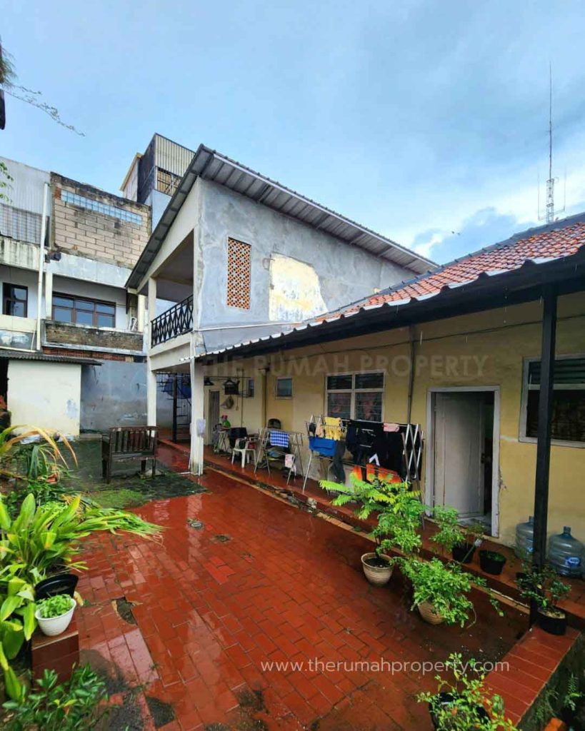 Rumah-Lama-1-Lantai-Kebayoran-Baru-Jakarta-Selatan-Harga-Murah-2