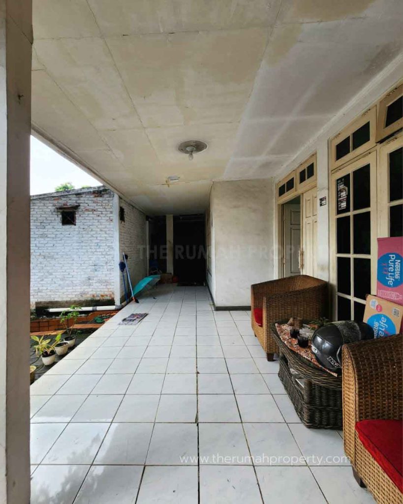 Rumah-Lama-1-Lantai-Kebayoran-Baru-Jakarta-Selatan-Harga-Murah-6