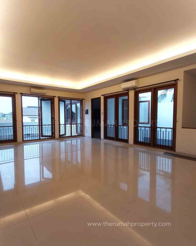 Rumah-Mewah-Cilandak-Jakarta-Selatan-Dijual-Akses-Mudah-MRT-Jakarta-6