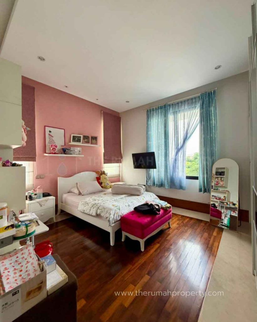 Rumah-Mewah-Dijual-di-Kebayoran-Baru-Jaksel-Spec-Premium-Ada-Pool-11